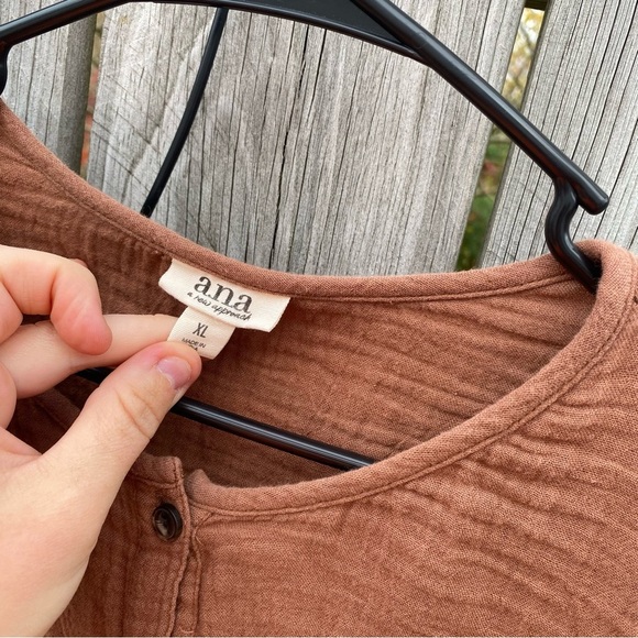 Ana XL Brown Muslim Scoop neck Henley Buttoned down Blouse - Picture 5 of 5